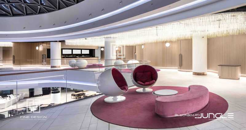Plum_coloured_round_retail_mall_rug